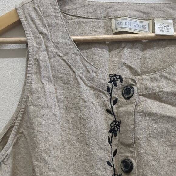 Studio Works Linen rayon blend button down tank top embroidery and pocket 8 - Picture 5 of 6